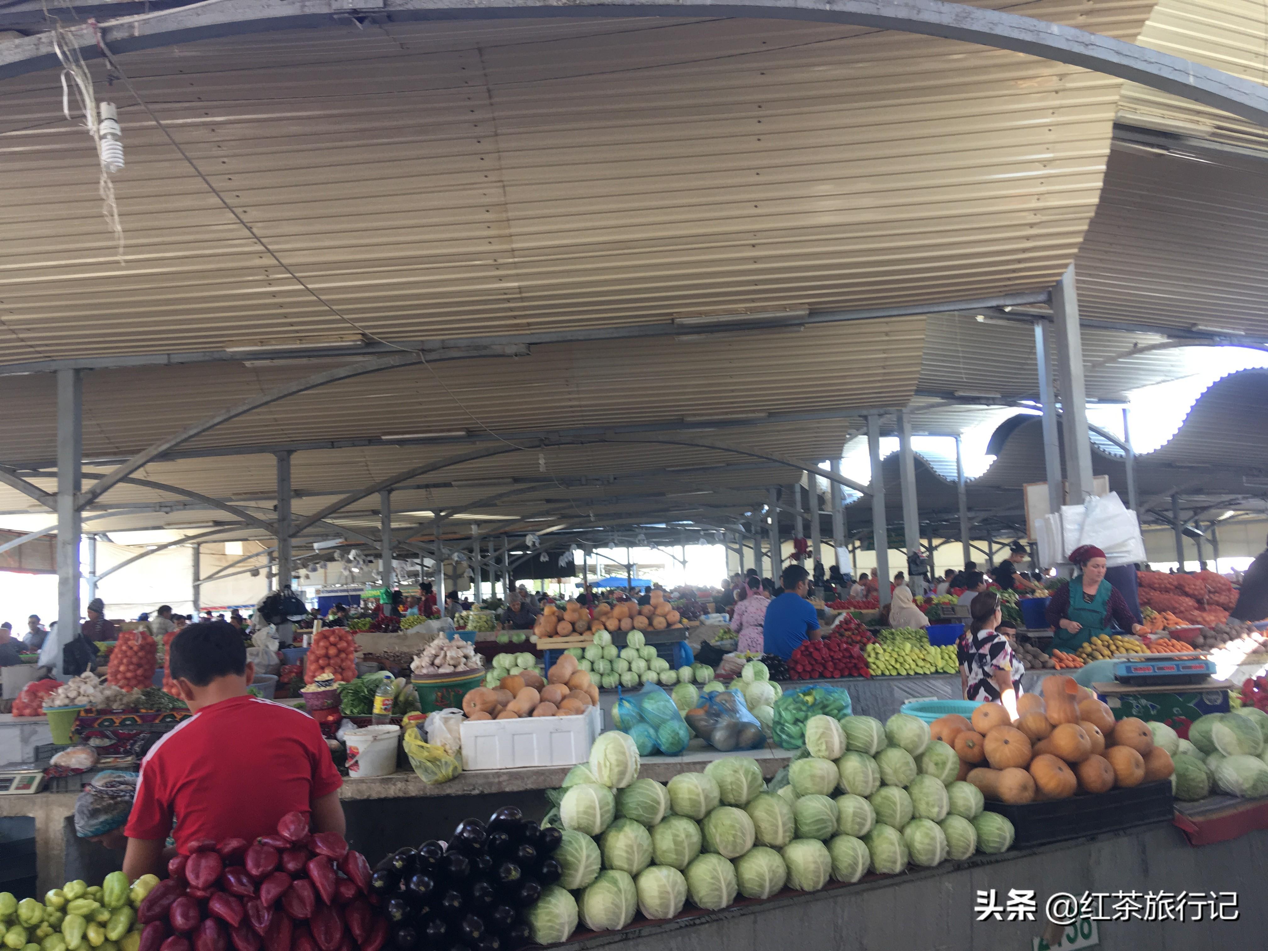 中亚第一大城市，乌兹别克语意为石头城的乌兹别克斯坦首都塔什干